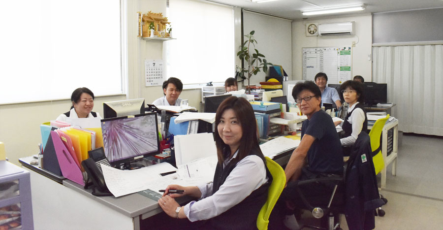 事務所スタッフ